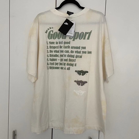 Nike Sportswear Women’s Boxy Tee Size 2X - Picture 2 of 3